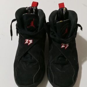 Jordan's Buzz Bunny black sneakers  size 5.5